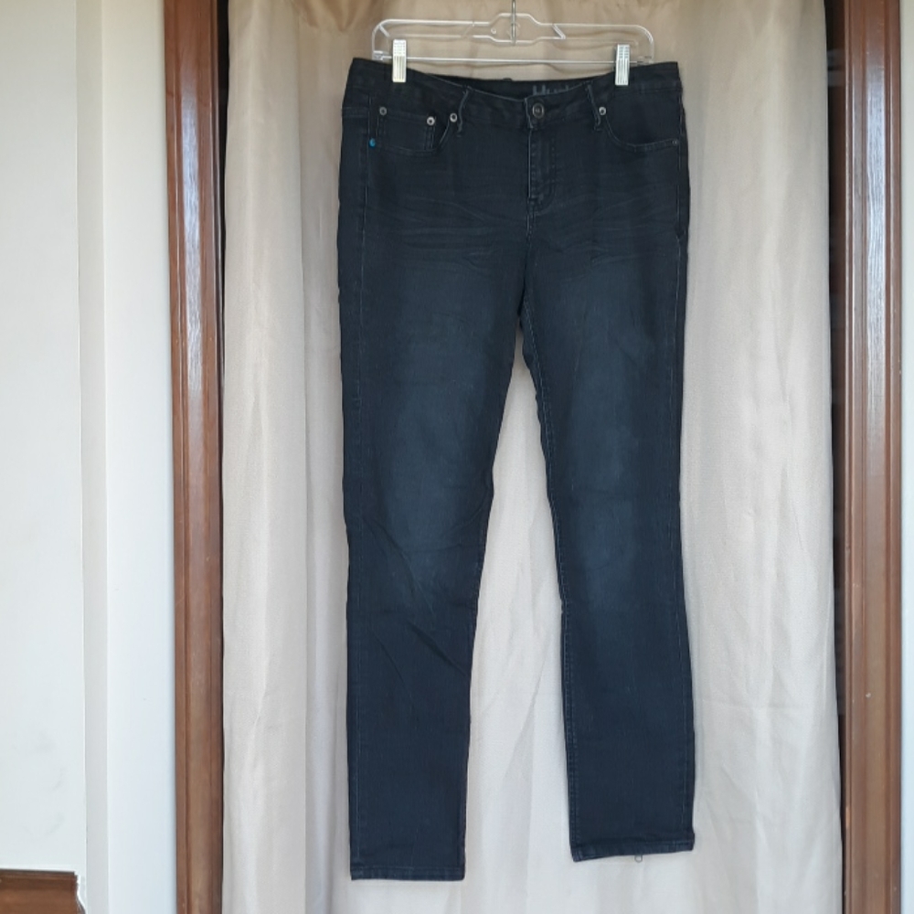 Junior's black hurley skinny Jean's 13